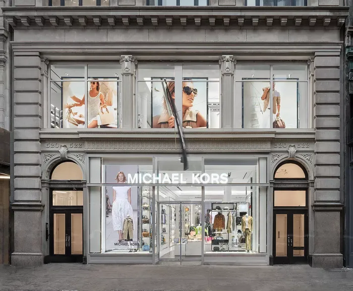 Michael Kors store-hang-ngoai-nhap