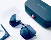 Mắt kính nam hàng hiệu Tommy Hilfiger Men's Matte Blue Geometric Sunglasses - TJ0034FS-hang-ngoai-nhap