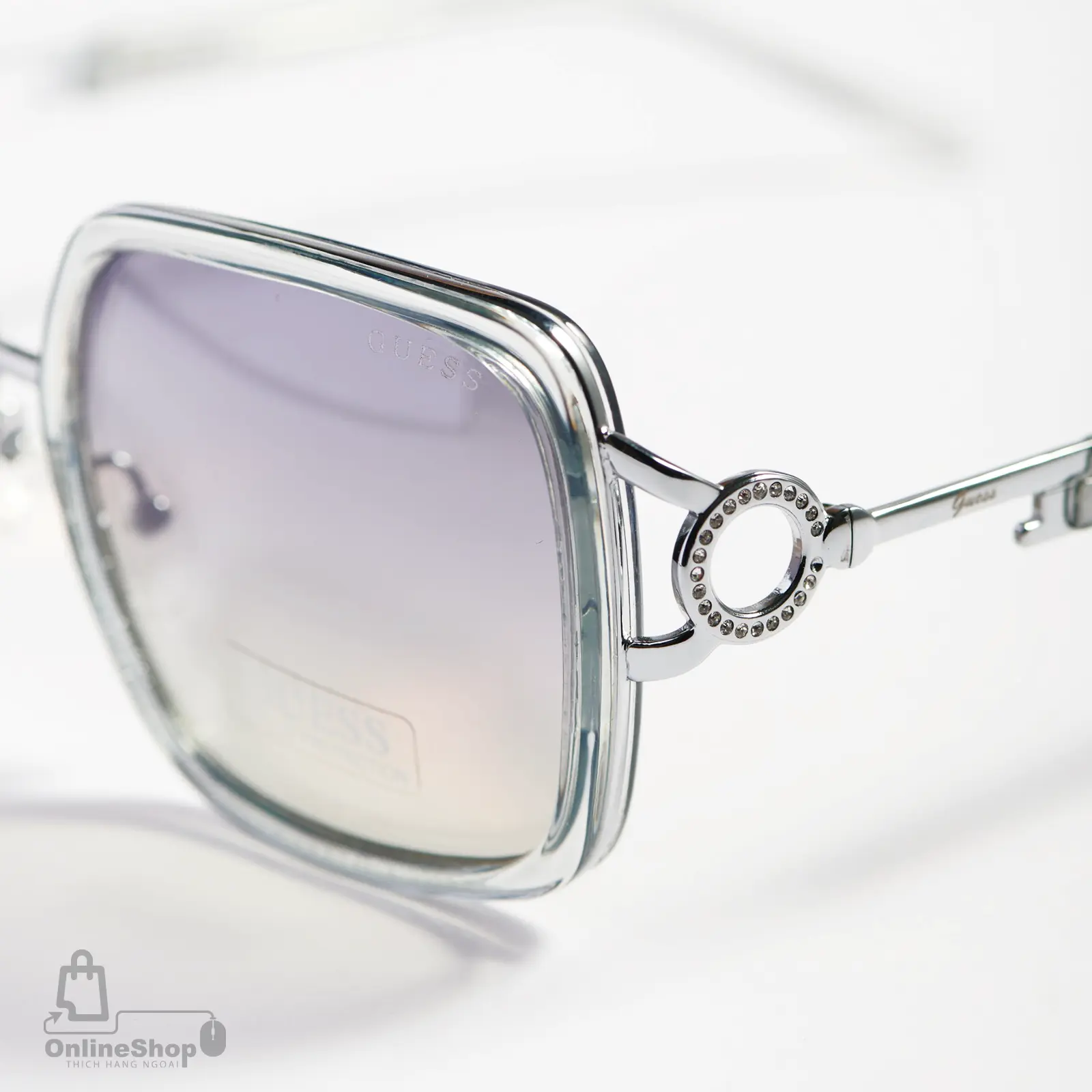 Phong Cách Đẳng Cấp Guess Factory GF6111-84W 56mm New Sunglasses & Authentic-thich-hang-ngoai